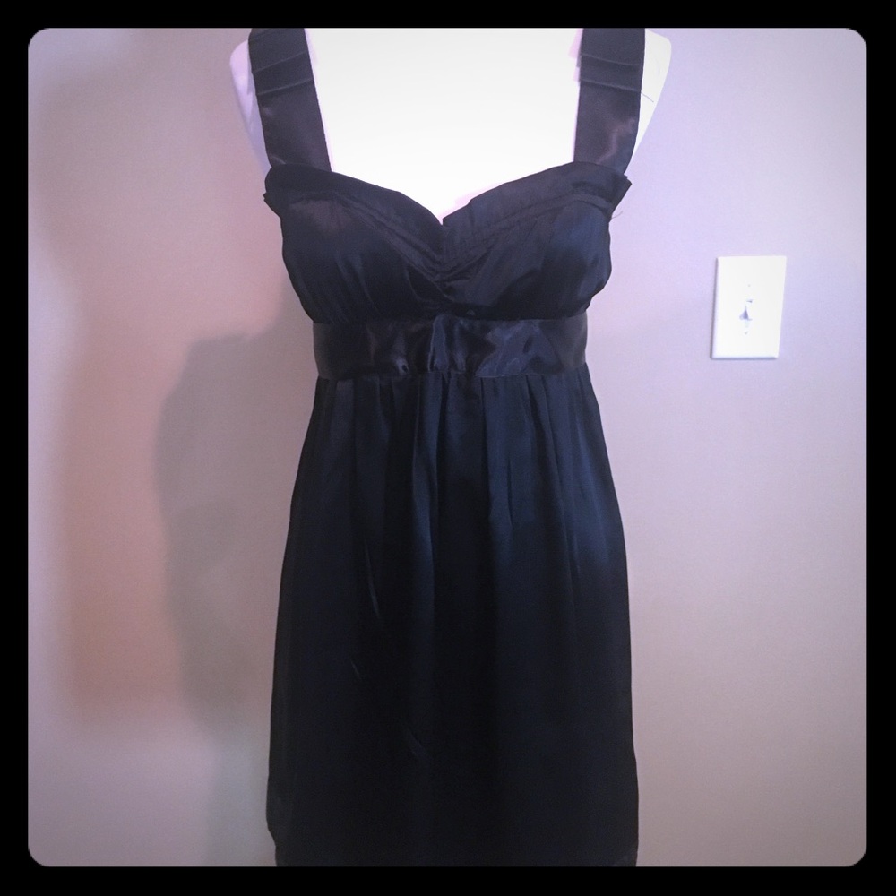 Betsey Johnson Dress Size 4 Black Sleeveless Shiny